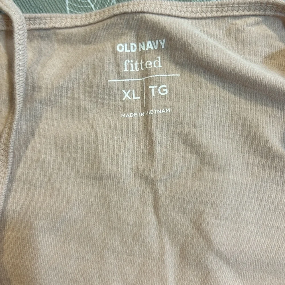 Ladies Old Navy Tank Top. - Picture 3 of 5